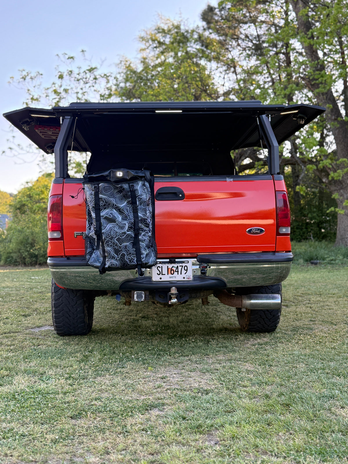 Overland spare tire tailgate bag 4.0 for 4x4 overlanding and truck camping