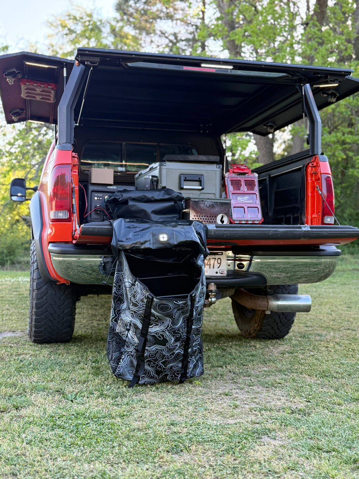 Overland spare tire tailgate bag 4.0 for 4x4 overlanding and truck camping